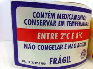 As etiquetas em BOPP são a escolha ideal para produtos que exigem resistência à água, umidade e baixas temperaturas. Conheça as características, vantagens e aplicações das etiquetas BOPP e como elas podem beneficiar seu negócio.
